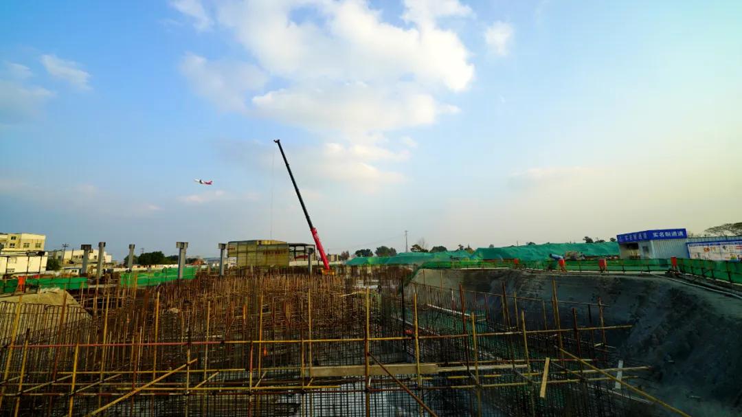 空港体育公园看飞机视频,空港体育运动公园看飞机