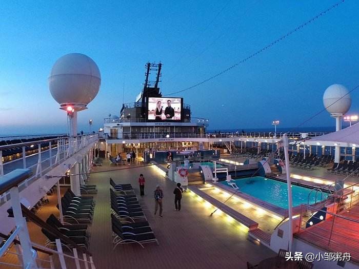 科斯塔德里齐奥萨号航行,世界上最长的游轮海洋绿洲号