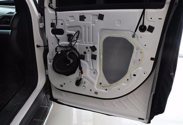 福特探险者汽车音响哪家好丹拿喇叭四门隔音赤峰鑫航汽车音响