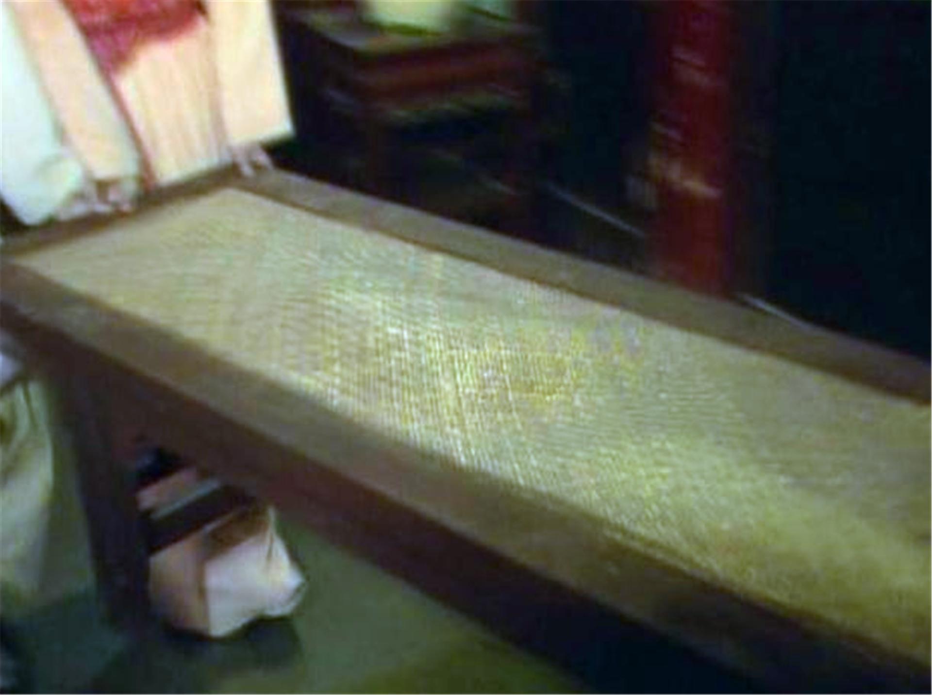 古人发明过春凳,古代床尾放一个春凳干什么用的