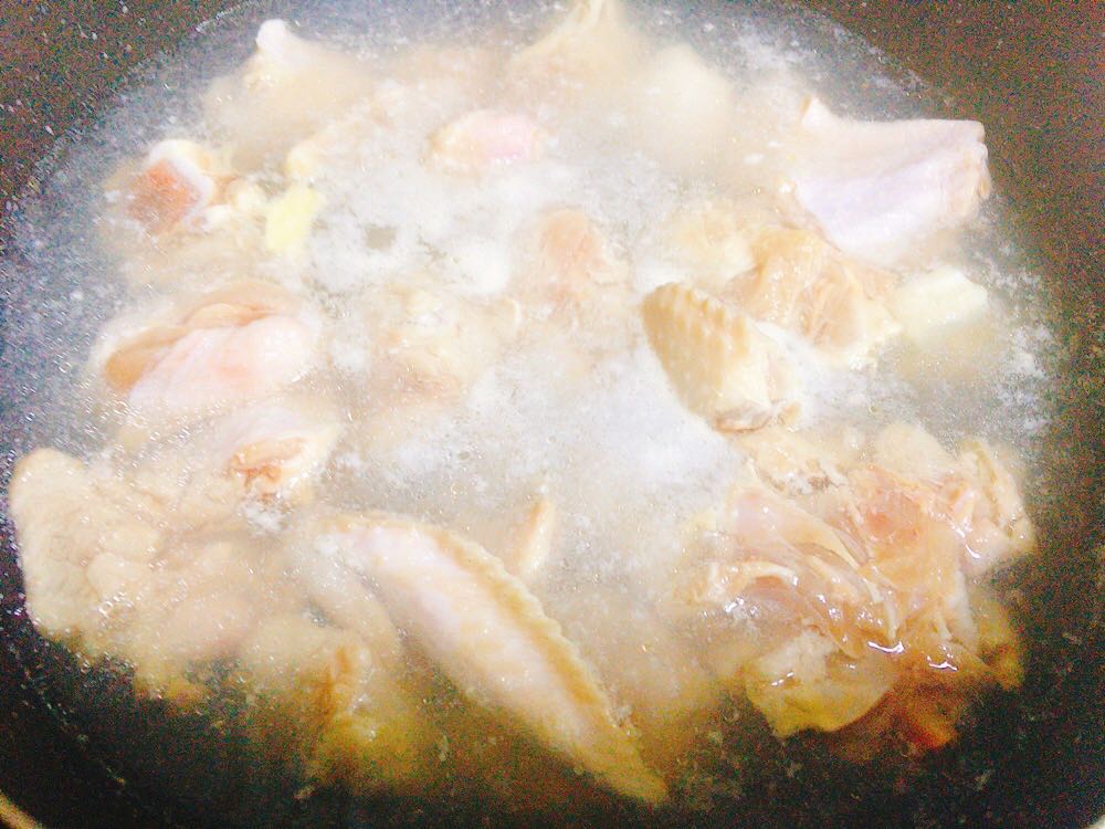 竹笋怎么做好吃又简单家常做法,番茄豆腐竹笋焖鱼的做法大全家常