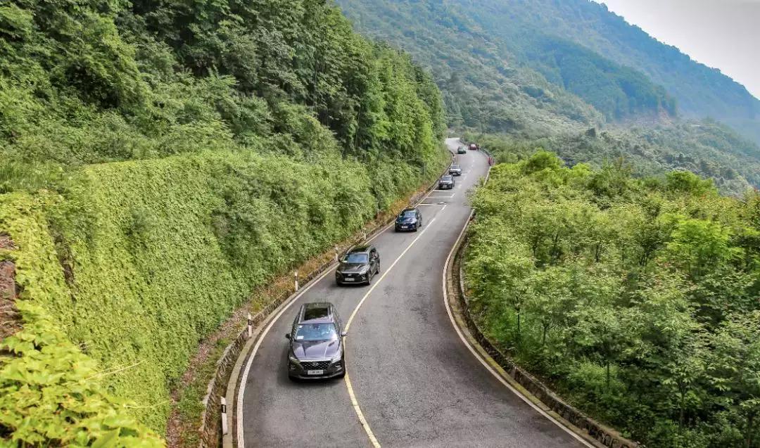 试驾第四代胜达视频2020款,新车来了北京现代第四代胜达试驾