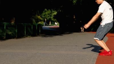 跑步黑科技鞋子,跑步鞋黑科技轻便