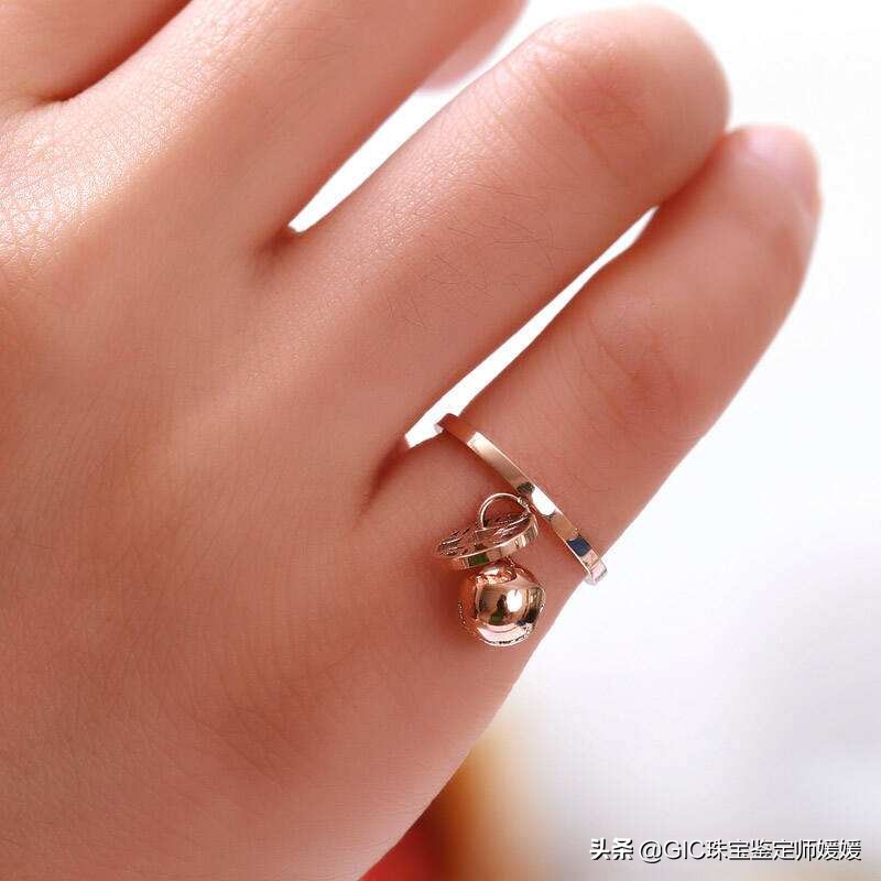 戒指戴的不同手指上都有什么含义,戒指戴在每个手指上的含义重要吗