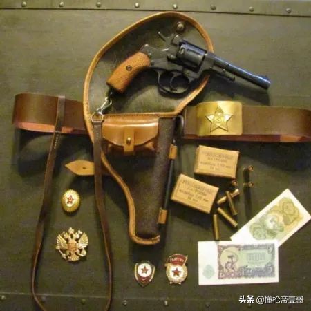 俄罗斯轮盘赌游戏规则,俄罗斯轮盘赌游戏为什么有假小刀