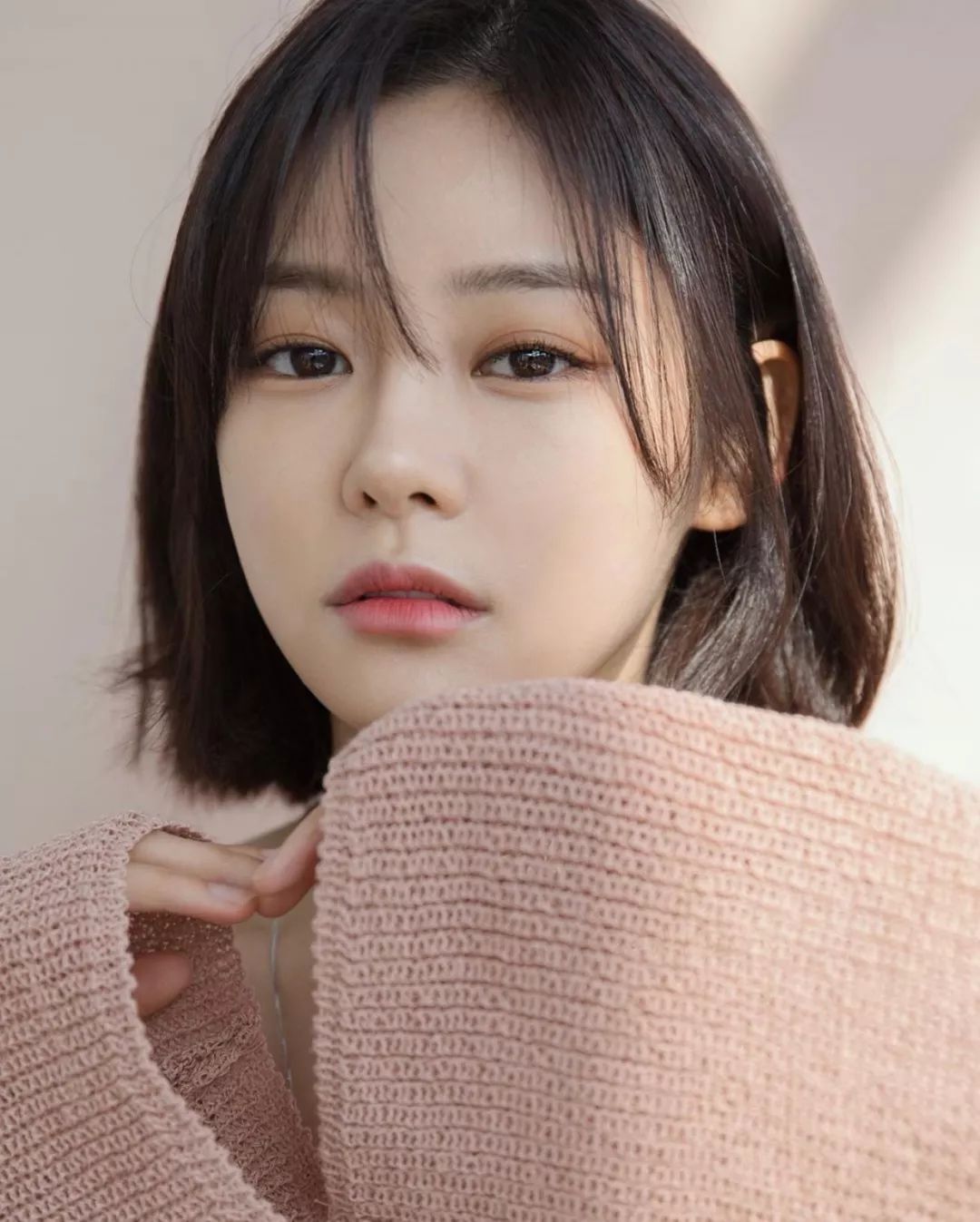 脸大的女孩适合什么发型显脸小,今年最火的3种发型减龄又好看