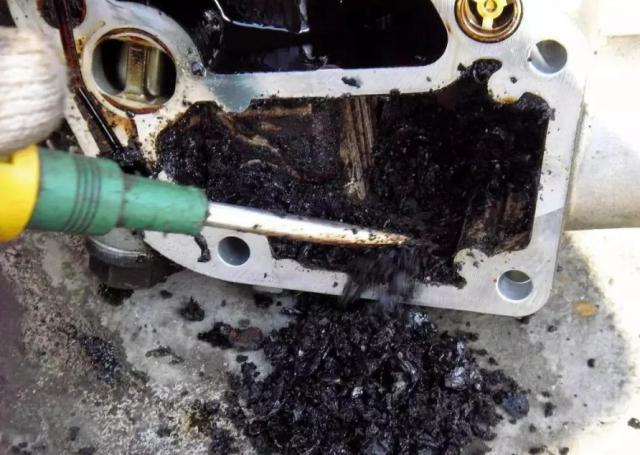 倒找钱也别去的“中石油”，商家玩文字游戏，不想车大修就别上当