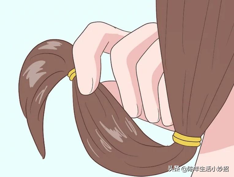 如何在家自己修剪头发,理发师教你自己在家修剪头发视频