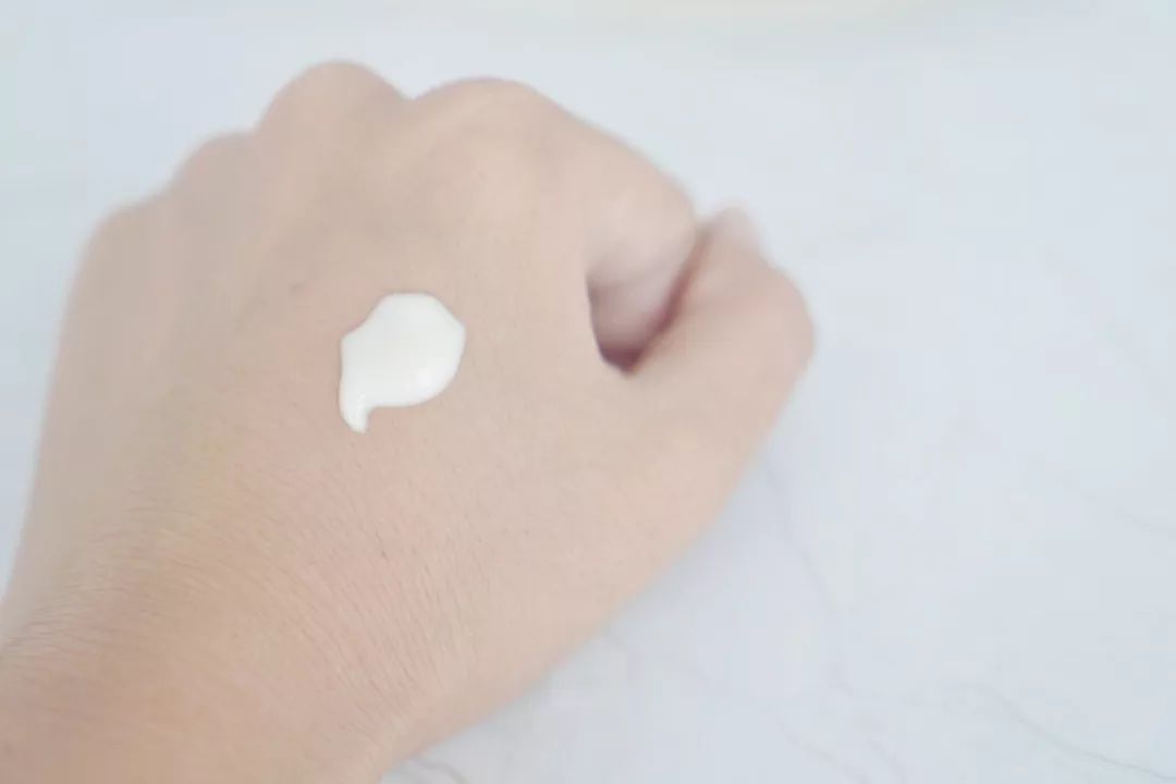 十款必买经典精华,秋冬最好用的保湿精华