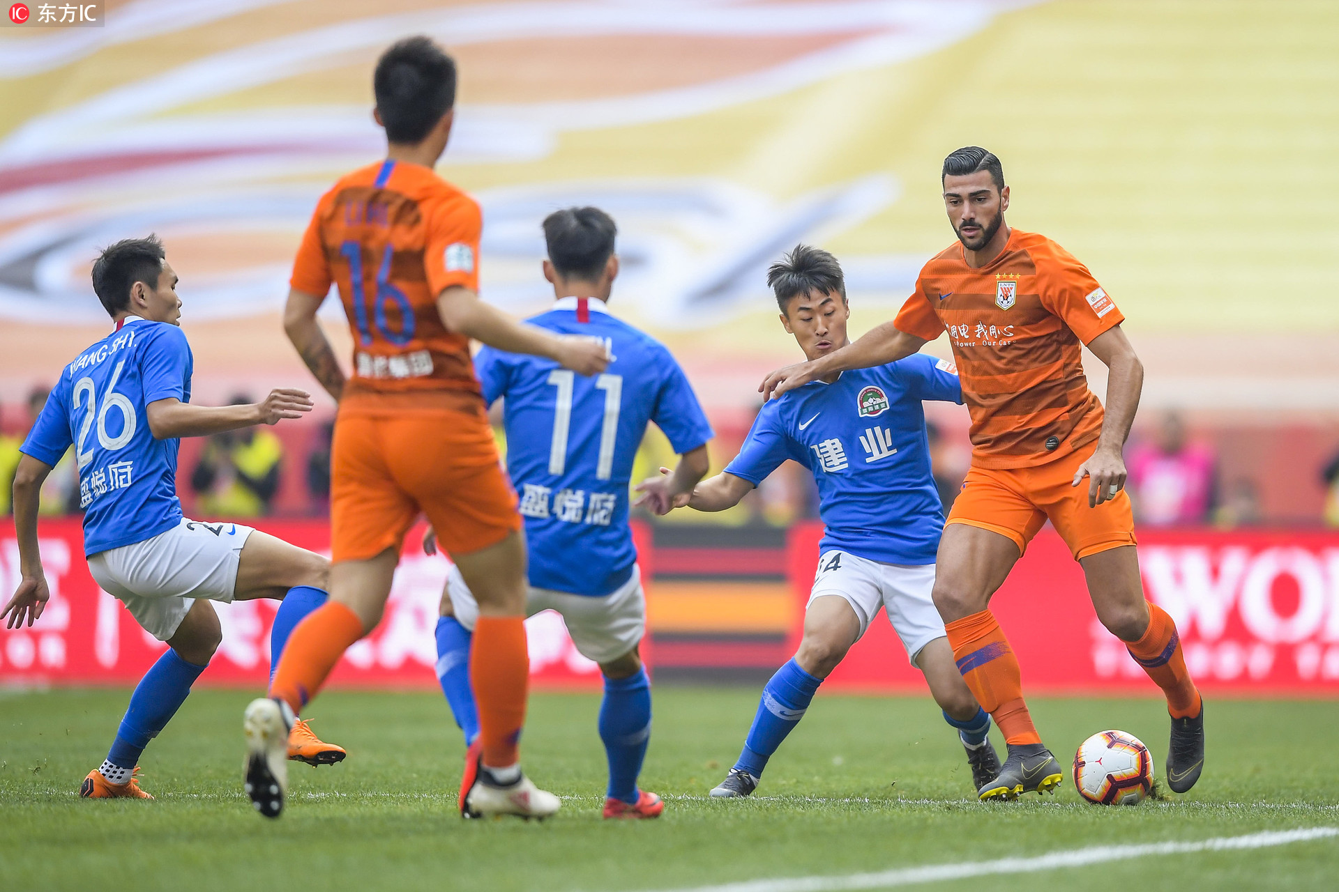 中超第二轮傅明判罚,李霄鹏谈国足失利足球比赛视频