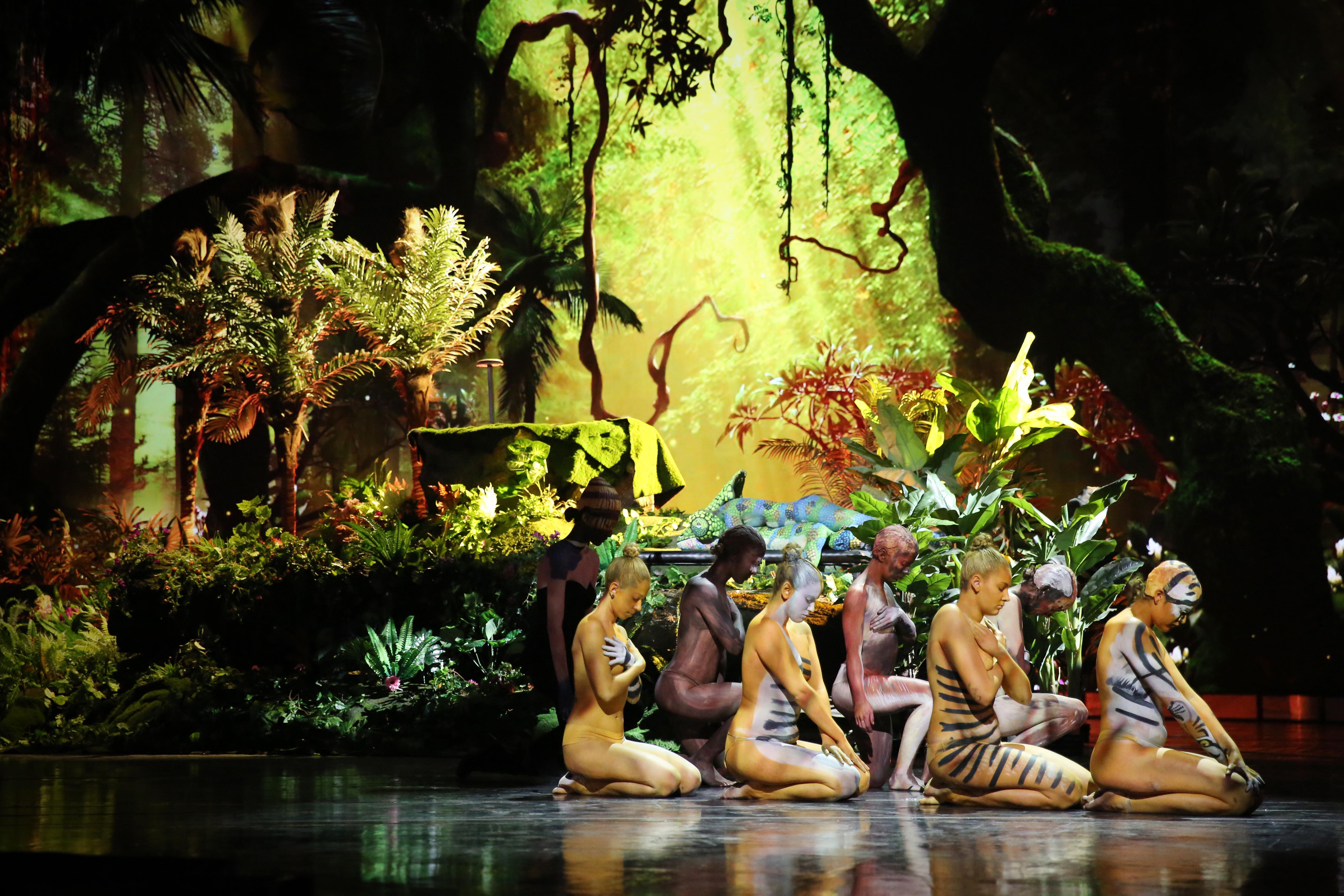 世界级秀场,世界级魔幻大秀