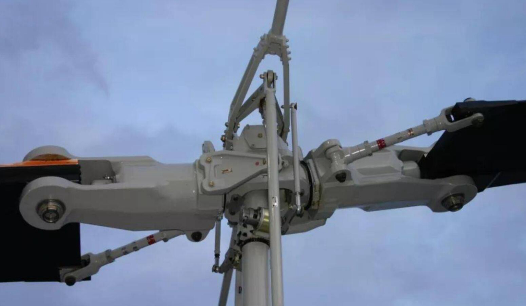 直升机可以直接飞上珠穆朗玛峰吗,直升飞机能不能飞上珠穆朗玛峰