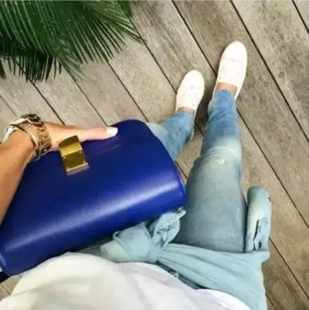 celine豆腐包保值吗,celine豆腐包每年有什么颜色