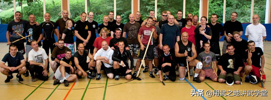 武林最疯狂的团队“狗兄弟”！他们的搏击体系凶狠又恐怖