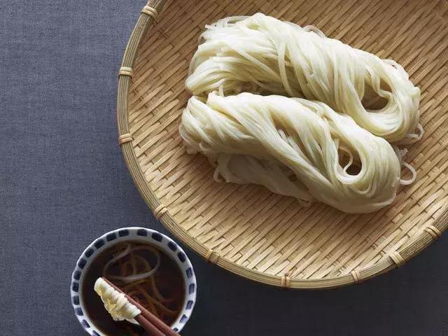 正宗的日式乌冬面,正宗日式冷乌冬面