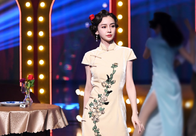 穿旗袍的女人优雅精致,穿旗袍的女人真有韵味