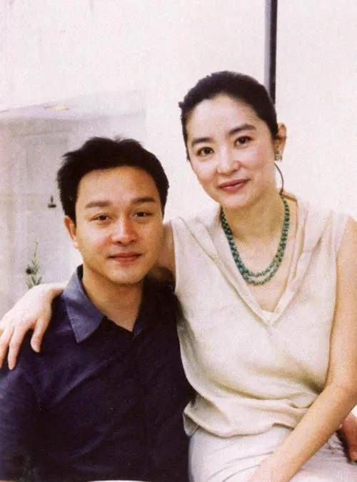 张国荣死时来道别的所有明星名单,张国荣逝世20周年纪念照片