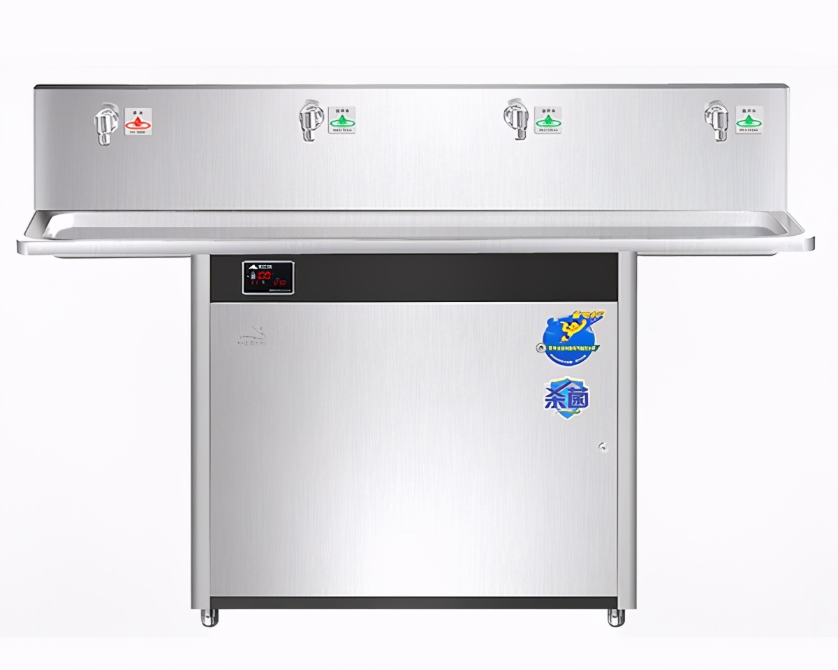 商用直饮水机机房更换滤芯图片,常州商用直饮水机