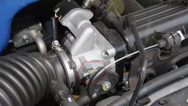 汽车行驶中突然断电会怎么样,车子行驶中突然断电是怎么回事