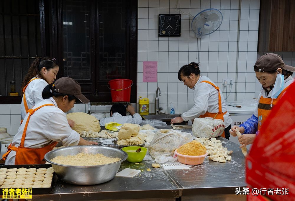 泰州黄桥烧饼最有名的,泰州黄桥烧饼的历史