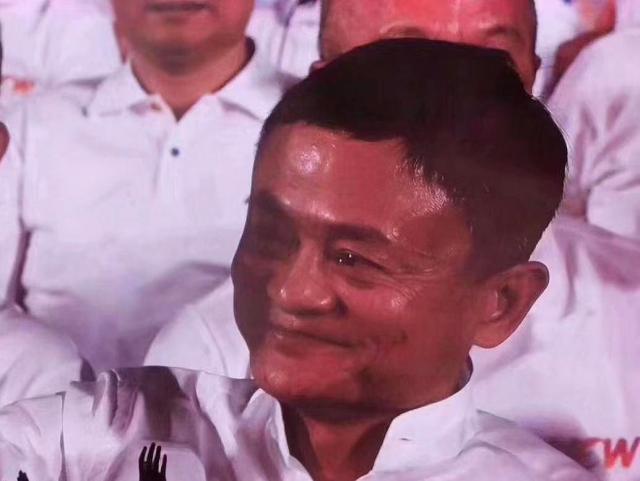 昨天，马云流泪了！退位真实原因曝光……