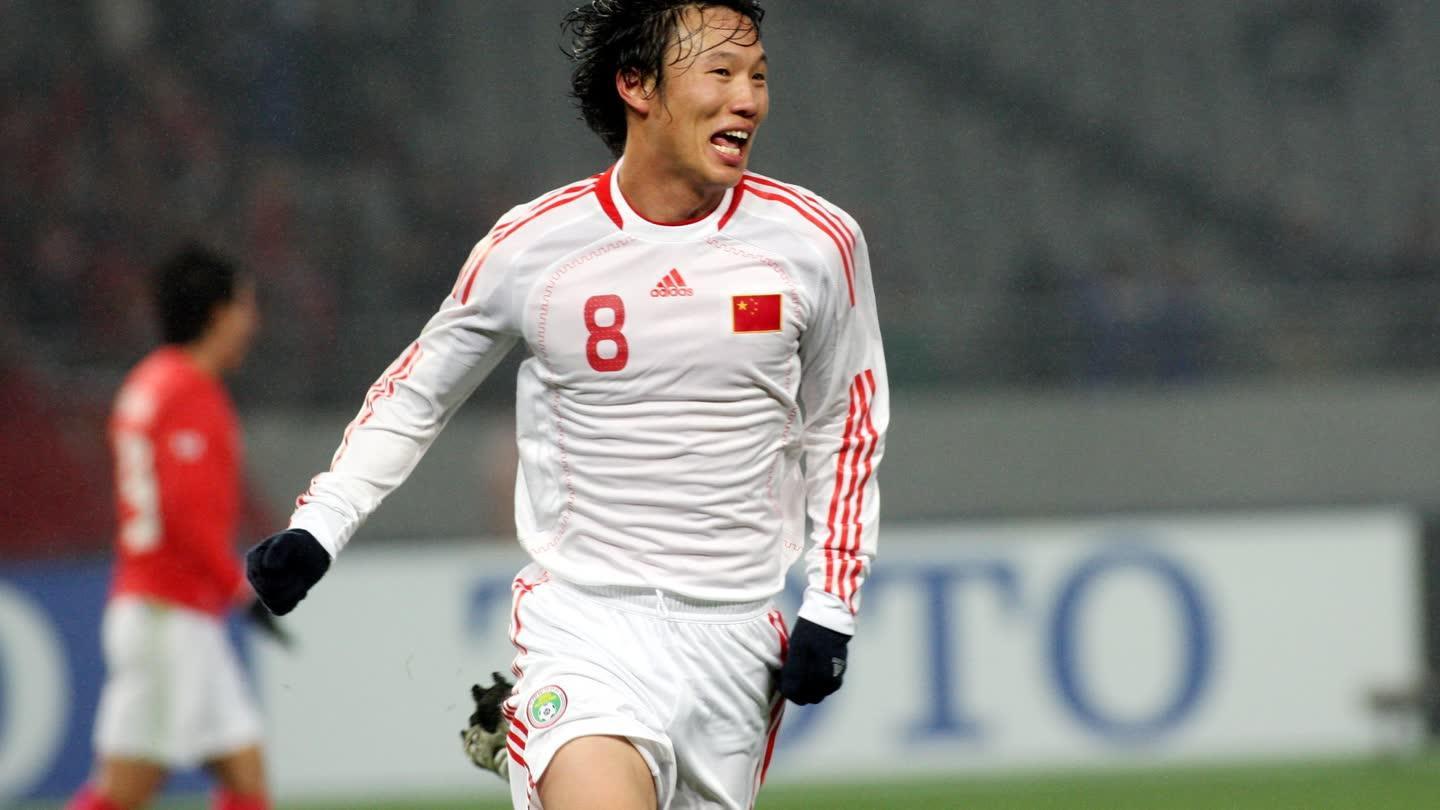 英雄迟暮归何处？国脚邓卓翔的足球梦，宁踢中乙绝不退役