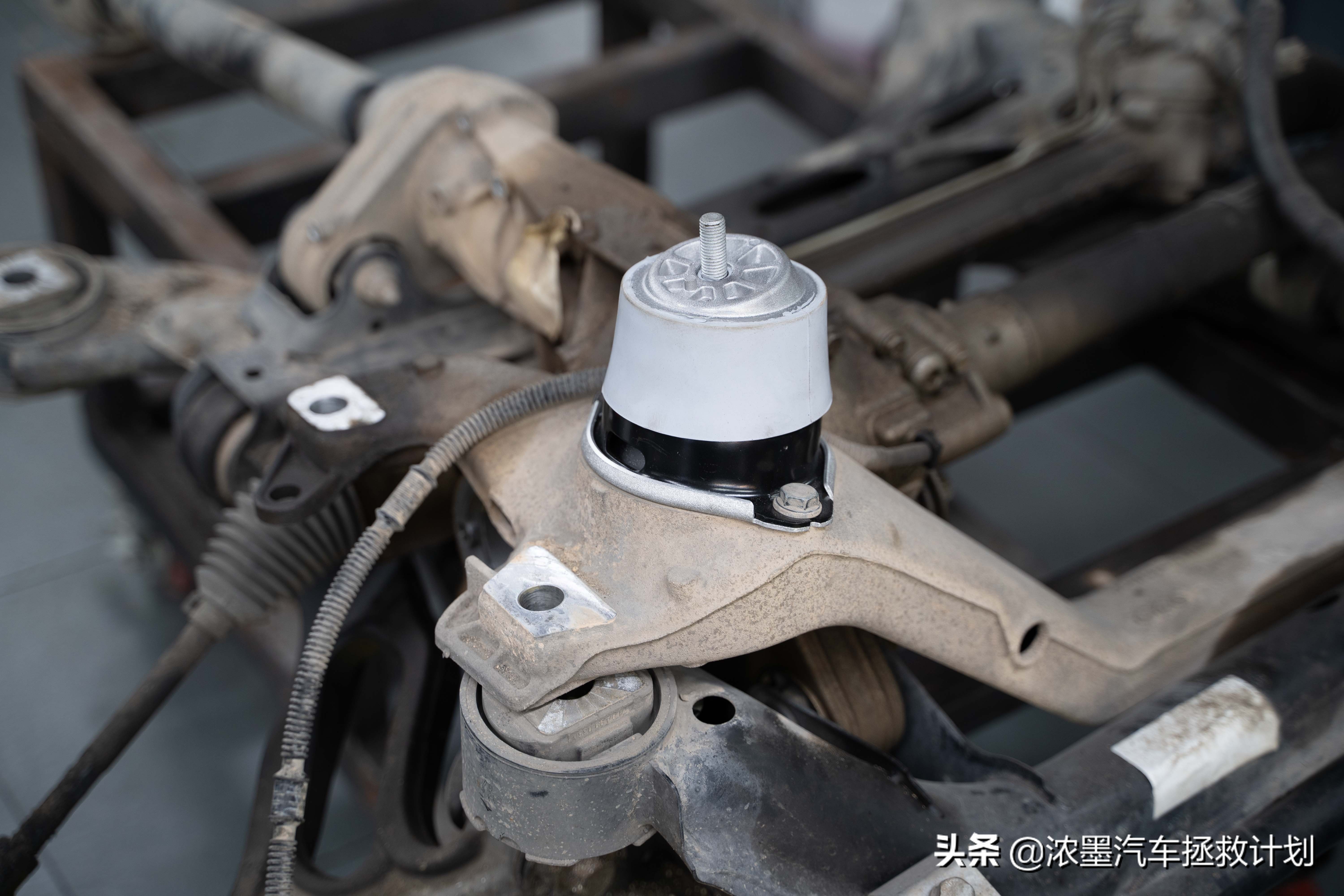 途锐改灯19款锋锐,途锐锋锐