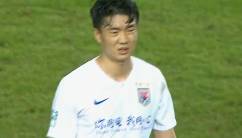 王大雷太神奇！鲁能送出赛季最差表现，王大雷助攻造点球绝平