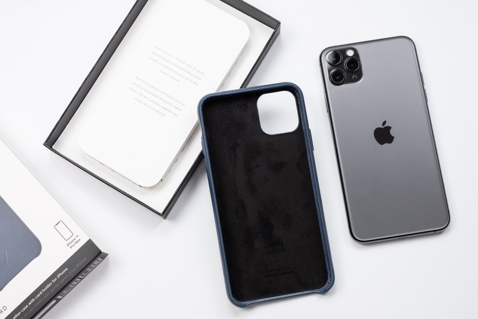 苹果官方体验店设计,苹果公司最具特点的专卖店设计