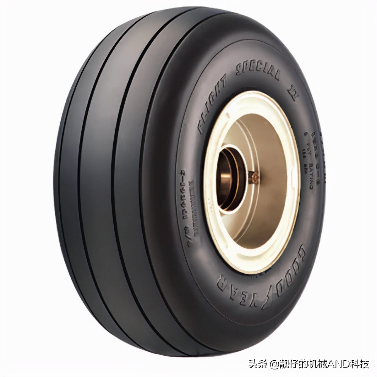 为什么很少见到飞机轮胎爆胎,飞机的轮胎那么小不怕爆胎吗