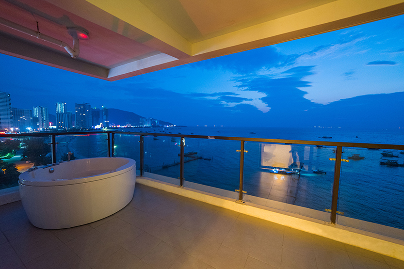 惠州沙滩度假,无边海景泳池