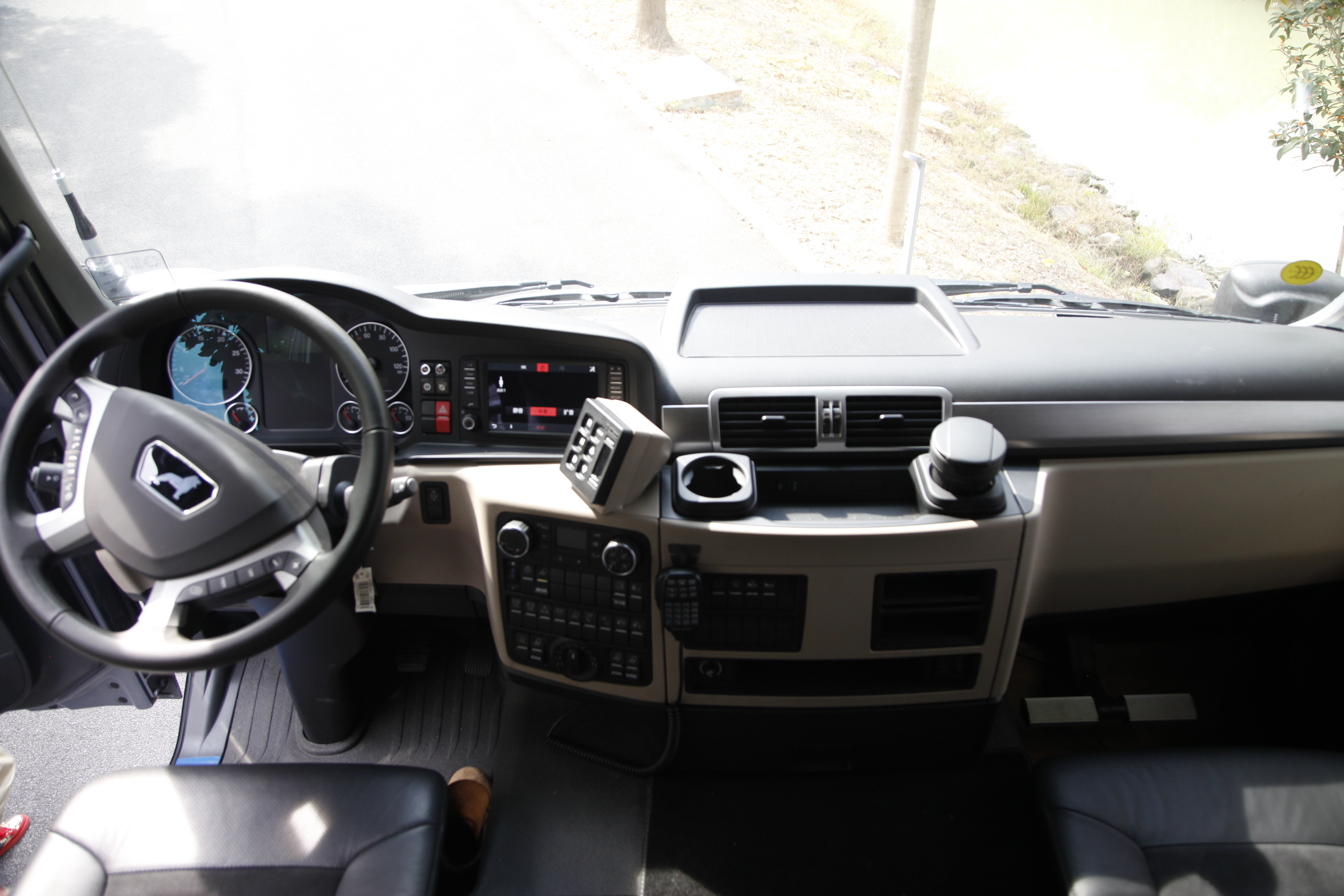 越野强劲王者，独栋别墅享用，阿莫迪罗曼8x8征服你了吗？