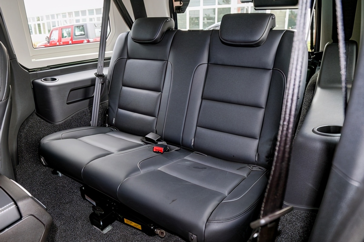 20万4驱硬派suv,20万硬派越野中型suv