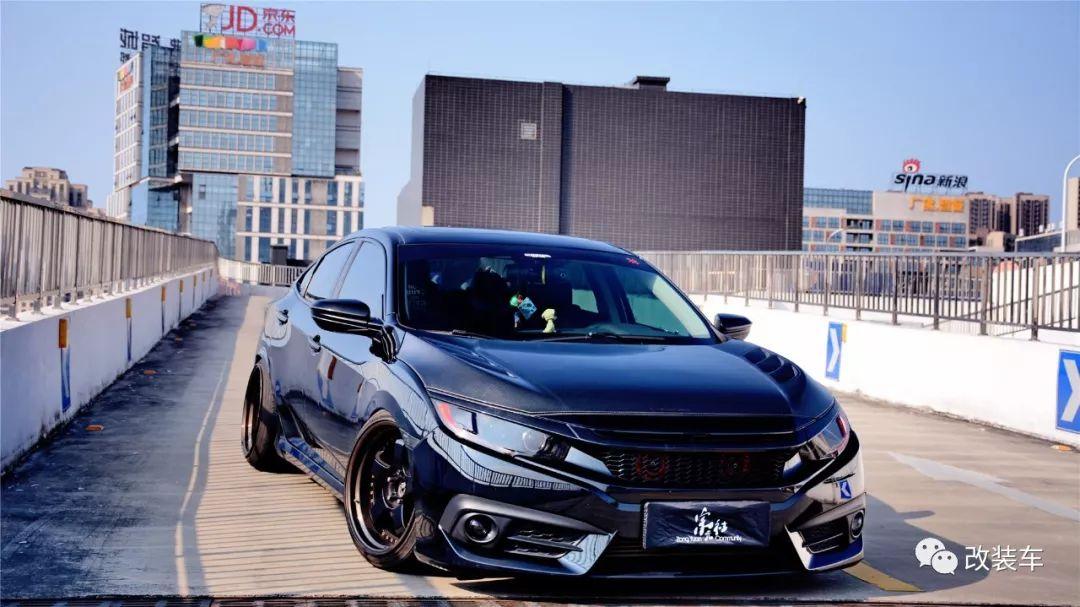 我不再是秒天秒地的10代思域，而是不务正业的手动玩家！