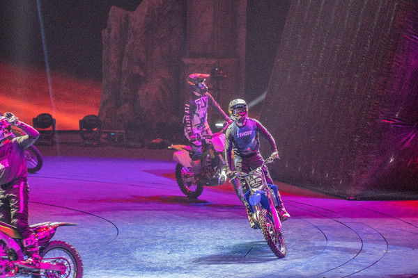 珠海长隆秀,珠海长隆惊艳演艺