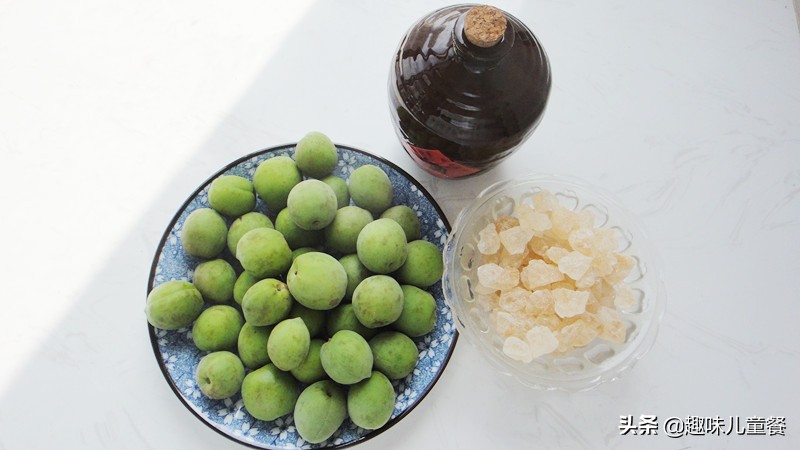 《清平乐》丹姝娘娘同款梅子酒做法，官家喝了都称赞，赶快收藏