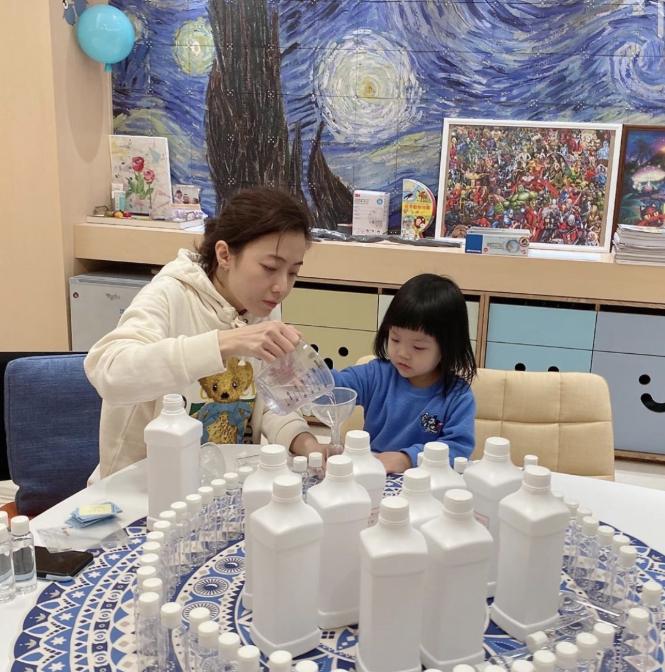 甘比为什么能打败关之琳,打败李嘉欣的豪门阔太