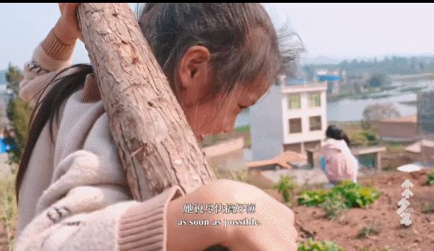 9岁卖猪肉女孩自学芭蕾舞,9岁女孩在猪肉店跳芭蕾现状