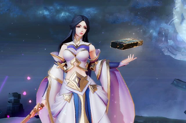 伽罗太华和虞姬云霓雀翎对比,虞姬世冠和伽罗太华哪个好