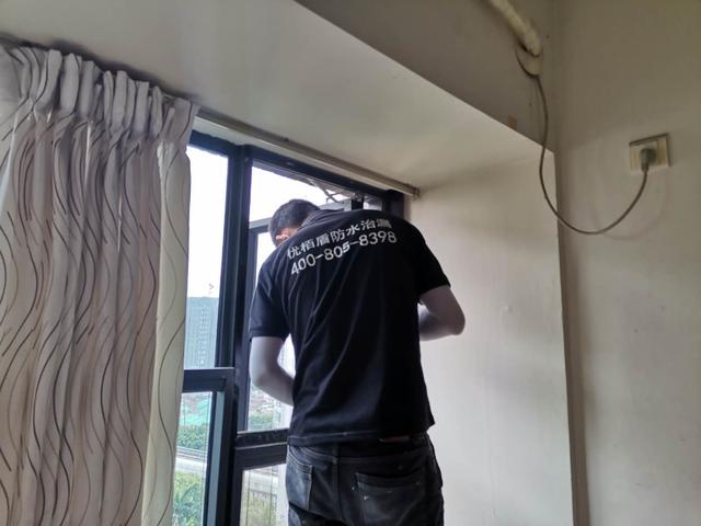 房屋漏水邻居纠纷答辩状,房屋漏水纠纷怎么处理