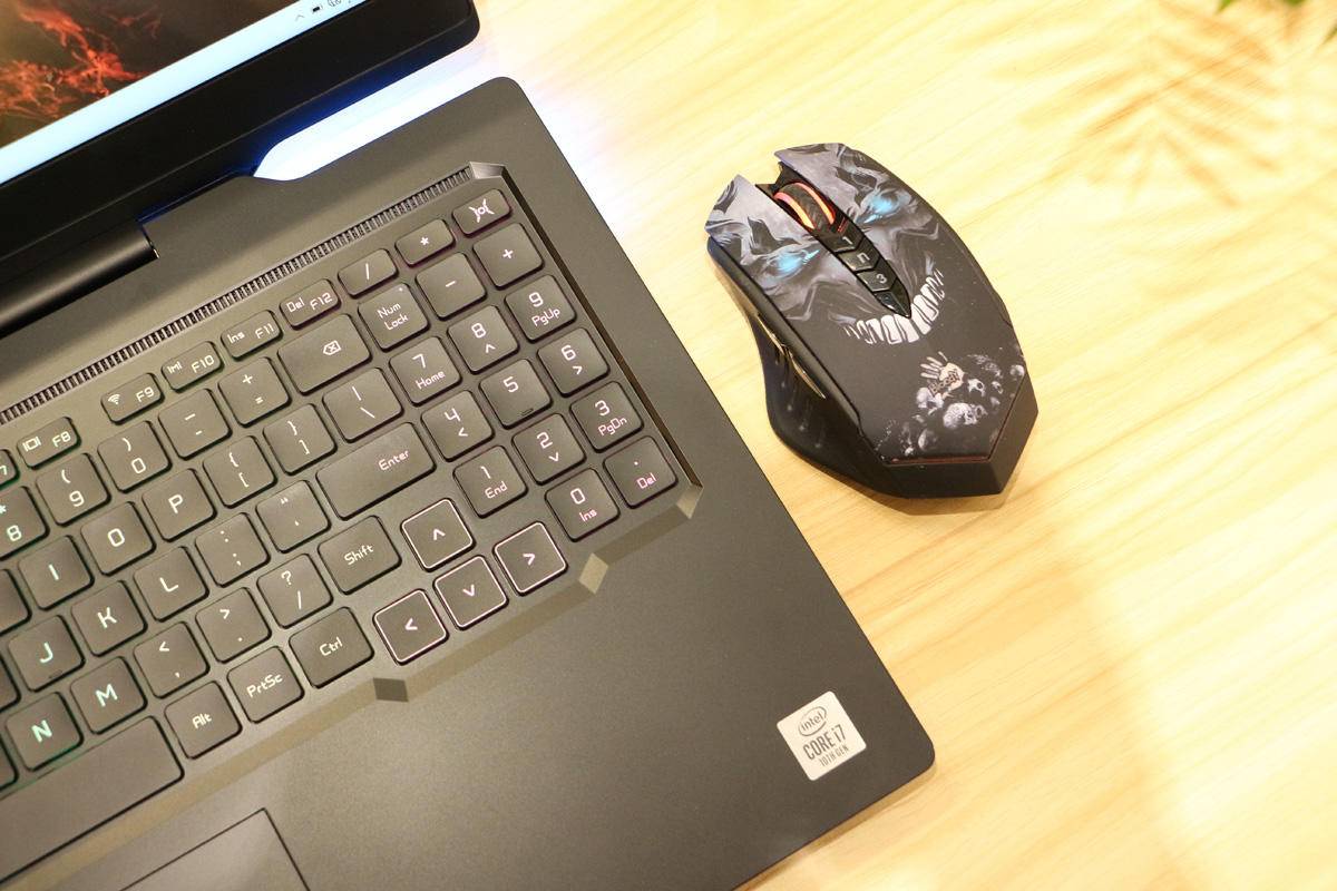 光荣猎人笔记本游戏本配置,光荣猎人游戏本评测