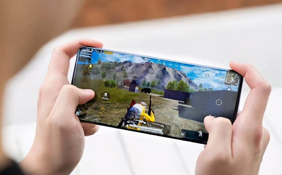 手机8g12g16g内存区别大吗,手机12g和16g内存如何选