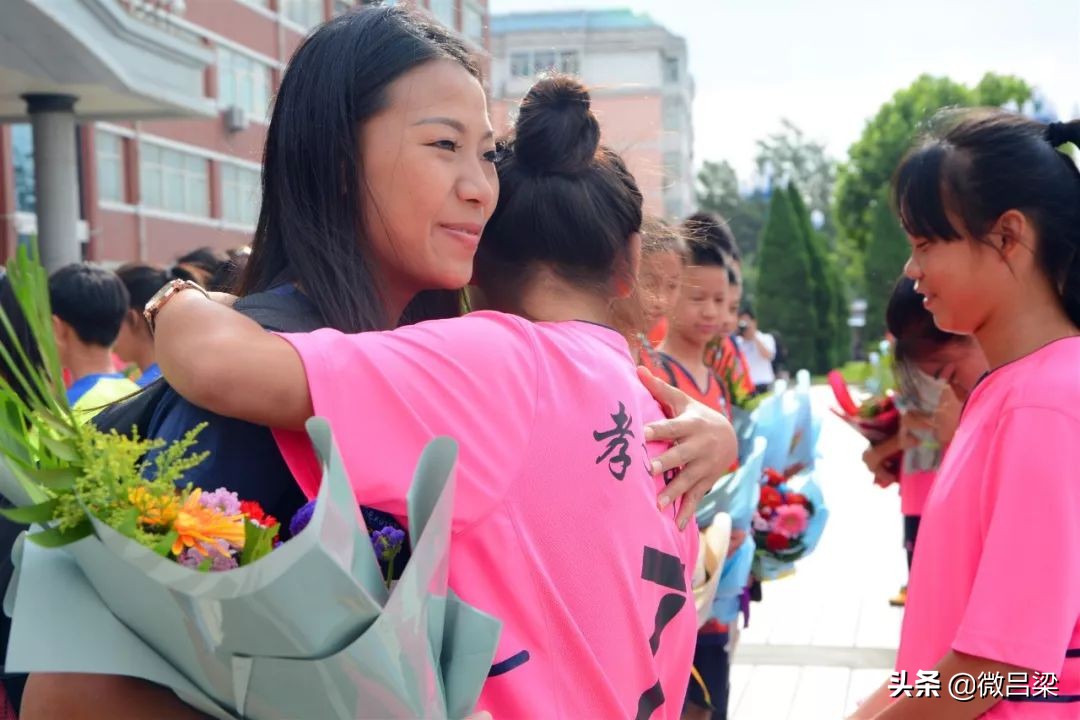 相约孝中足球场，共建两岸友谊桥——“走进山西，感受...