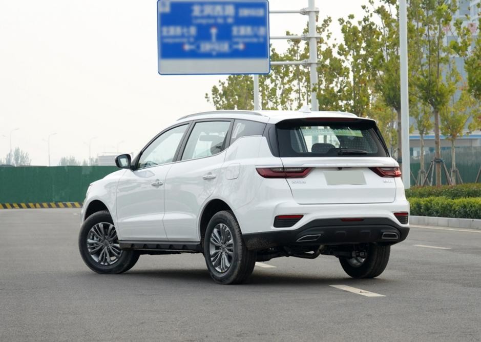 吉利远景x6新款顶配动态测评,吉利远景x6手动挡最高配