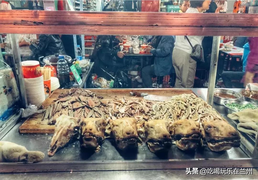 来兰州必须打卡的地方南门夜市,兰州必打卡夜市好去处