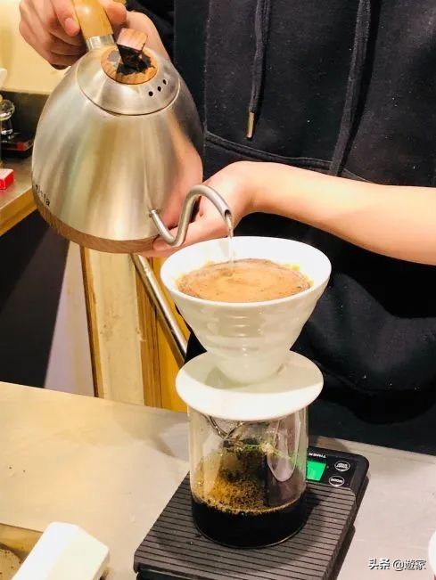 在人广约吗？别错过这些街角的“独立咖啡馆”