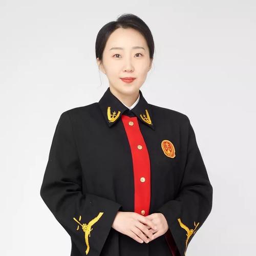 哪些公务员岗位有制服穿,有哪些公务员需要穿制服上班