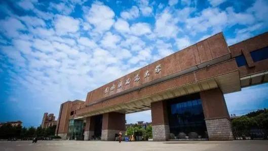 你认为江西的三大名校是哪些,江西十大名校排名高中