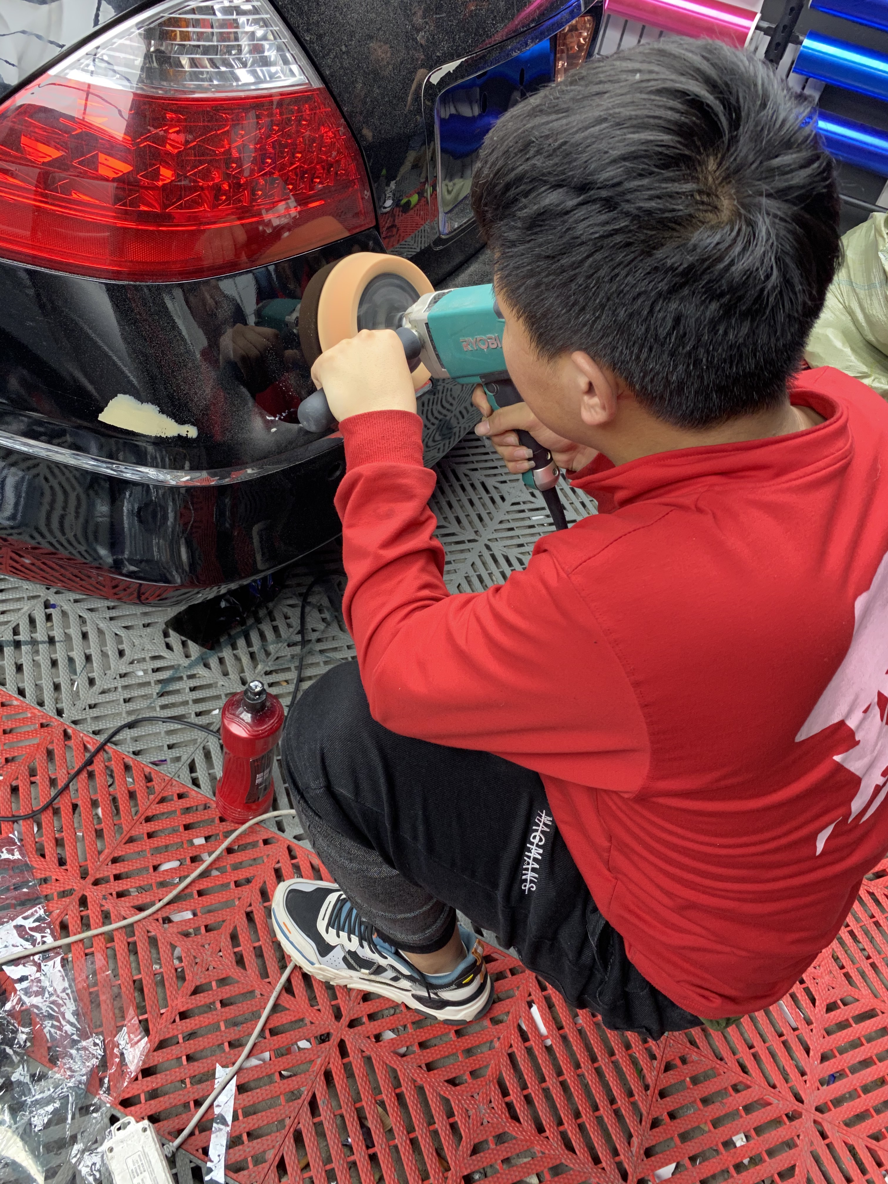 美容抛光的正确步骤,汽车美容抛光手法教程