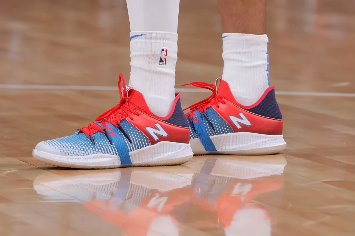 NBA球员上脚：卡鲁索穿安踏球鞋，巴特勒的驭帅14很骚气